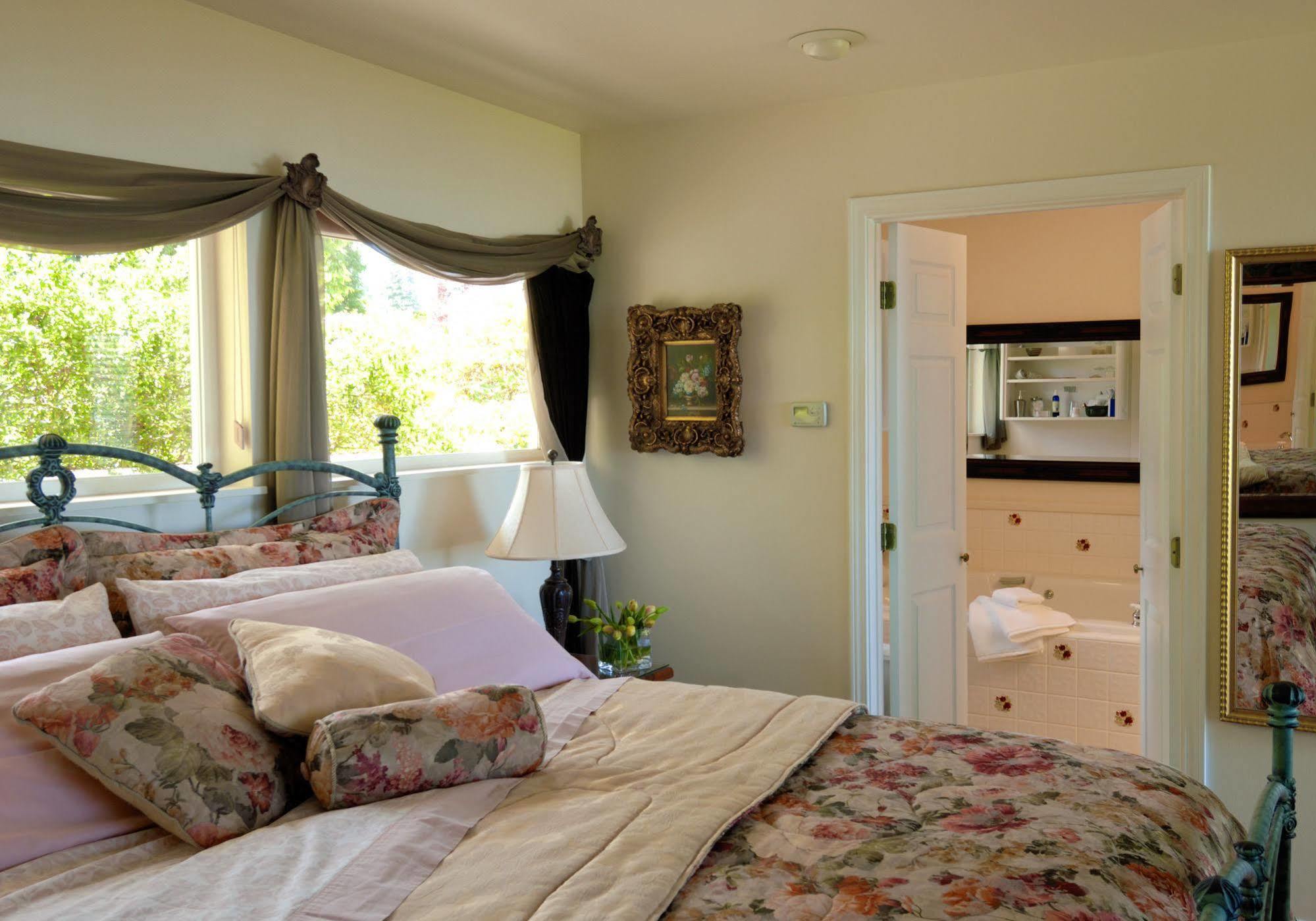 Colette'S Bed & Breakfast Port Angeles Exterior foto